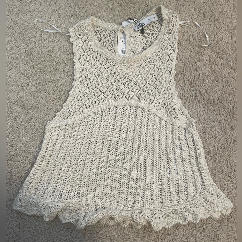 NWT ZARA CROCHETED TOP